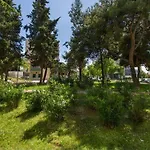 דירה Sunny & Spacious, 2 Bedroom With Free Parking